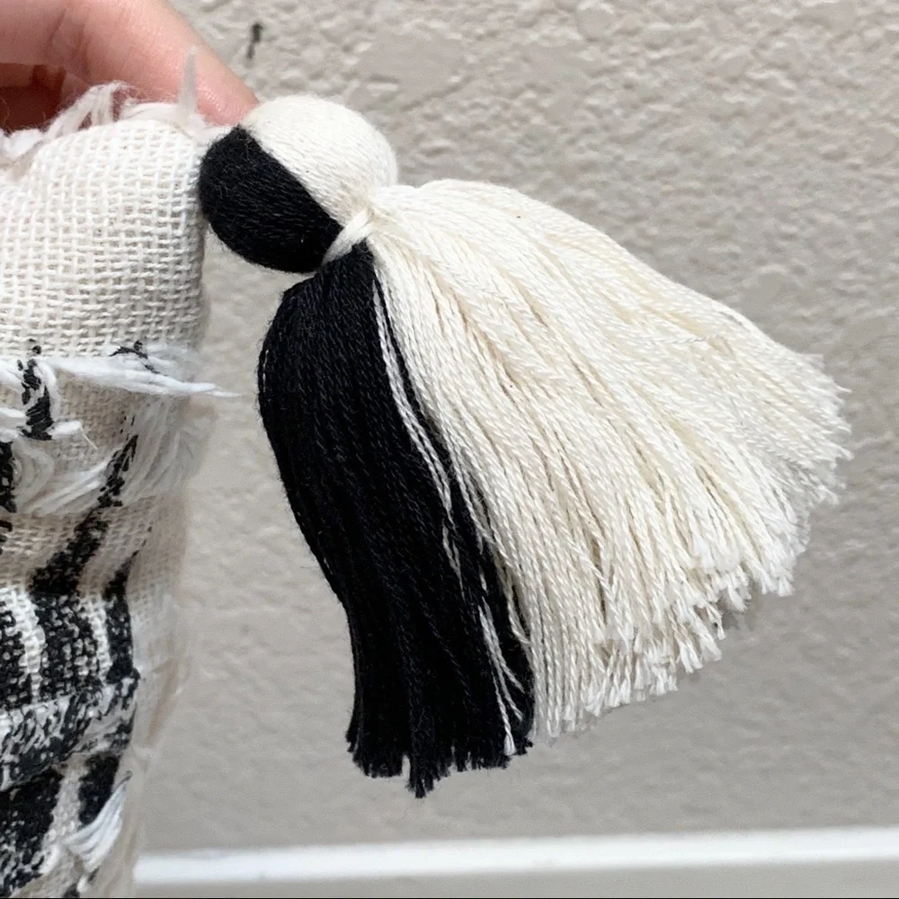 Large tassel black print pillow